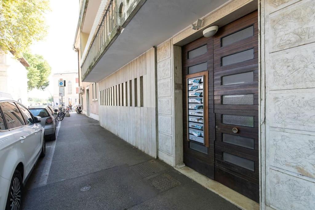 Appartamento Sul Fiume Al Portello Padua Exterior foto
